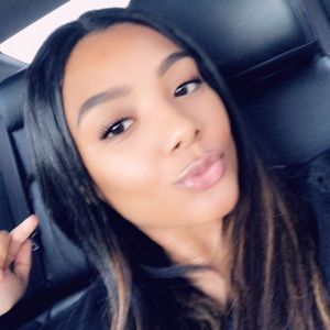 Meet your Posher, Michaela